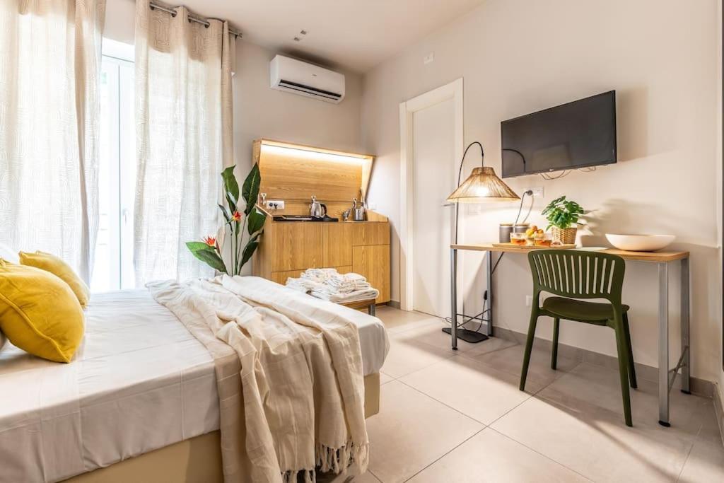 Dafne Room Un'Oasi Romana Per Coppie Exteriör bild