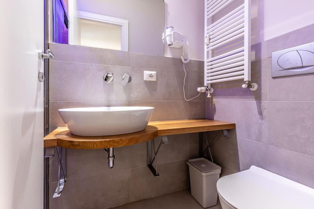 Dafne Room Un'Oasi Romana Per Coppie Exteriör bild