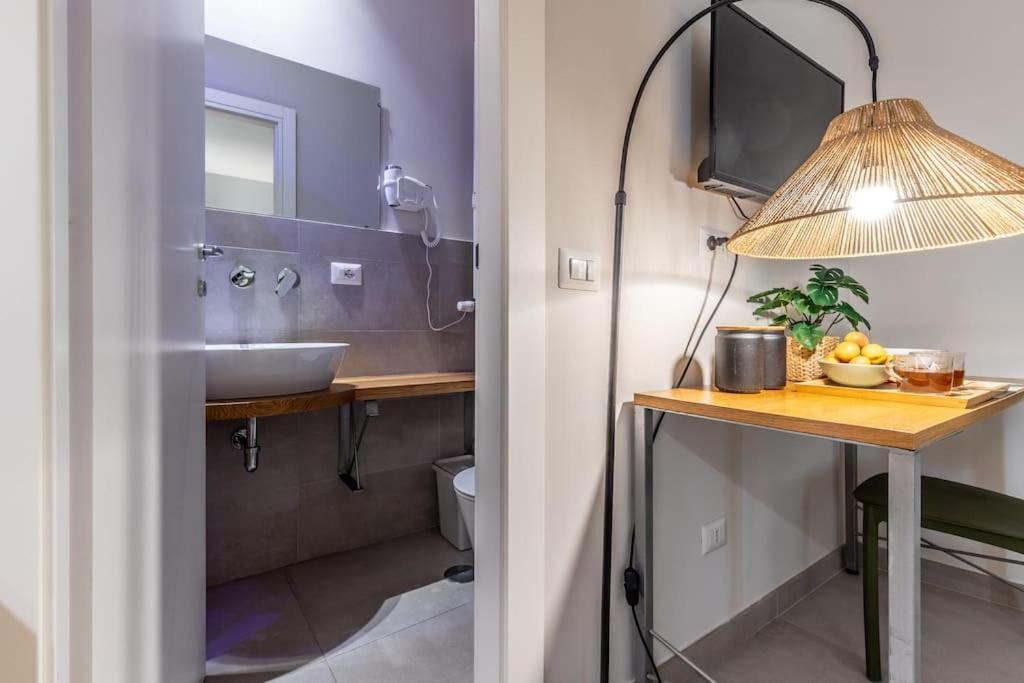 Dafne Room Un'Oasi Romana Per Coppie Exteriör bild